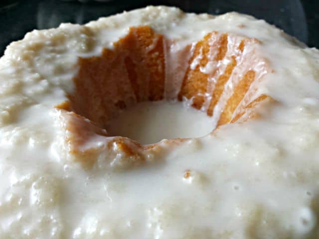 Lemon glazed sierra mist pound cake