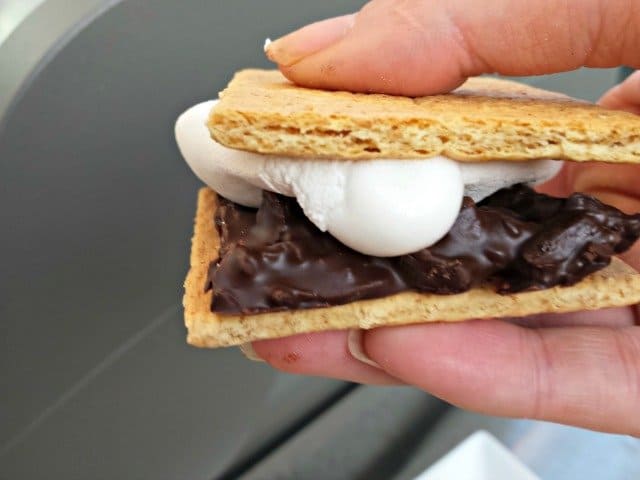 Perfect chocolate bark smores