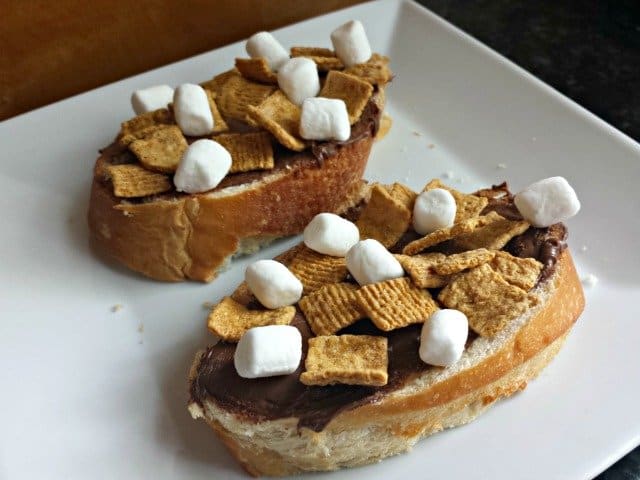 Smores Sandwich Snack Idea