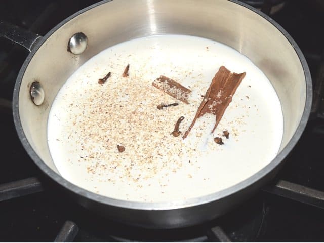 Steep spices in your cream
