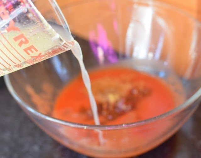 Add lime juice to La Morena chipotle peppers and tomato sauce