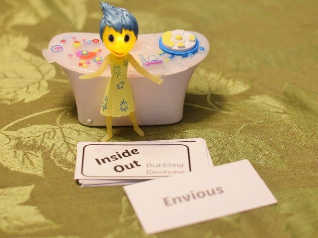 Inside Out Bubbling Emotions card game