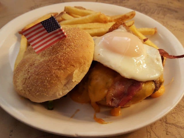 Ted's Montana Grill Canyon's Creek bison burger