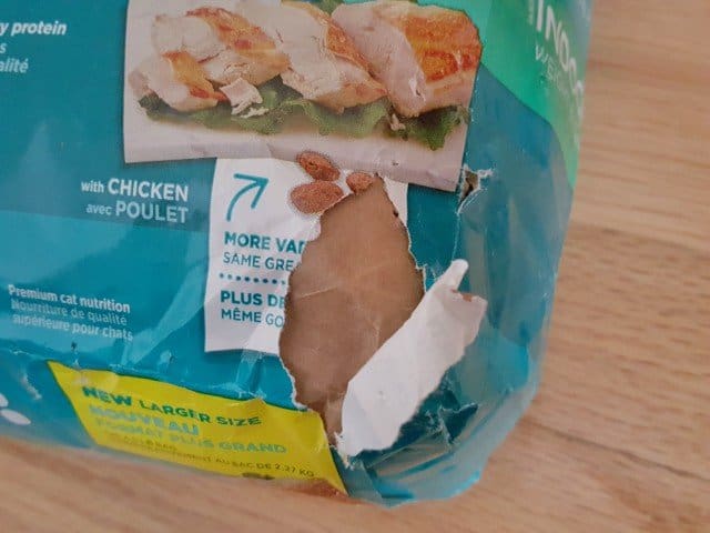 Can't wait to dig into IAMS Cat Food
