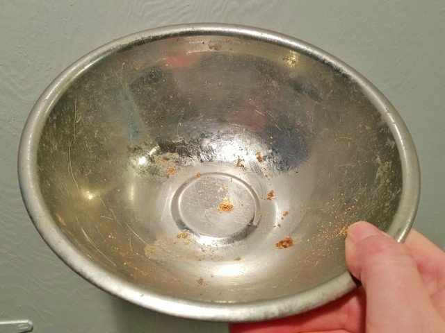 Dirty cat dish