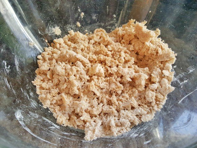 Streusel to top mini blueberry coffee cakes