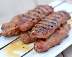 Delicious homemade kefta kebabs recipe to grill for paleo and gluten free weeknight dinner