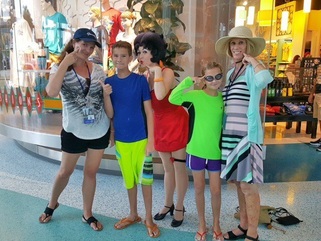 Character visits at Universal Studios hotels