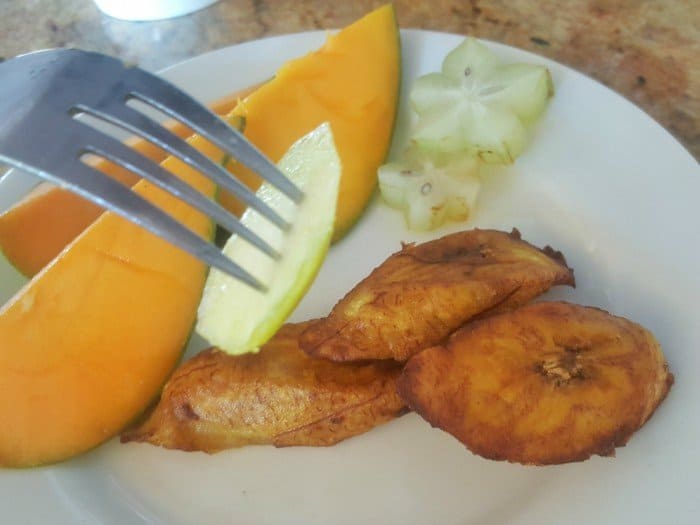 Snacks at the Club Mobay Lounge in Jamaica