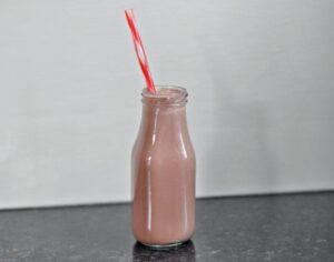 Chocolate cherry breakfast smoohie