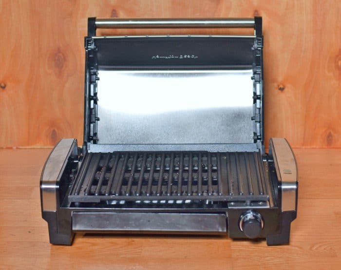 Inside of the Hamilton Beach Indoor Searing Grill