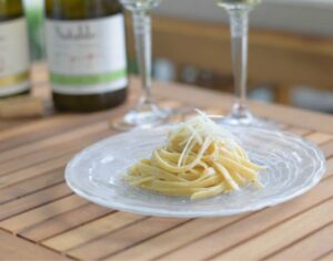 Plate of pepe e cacio