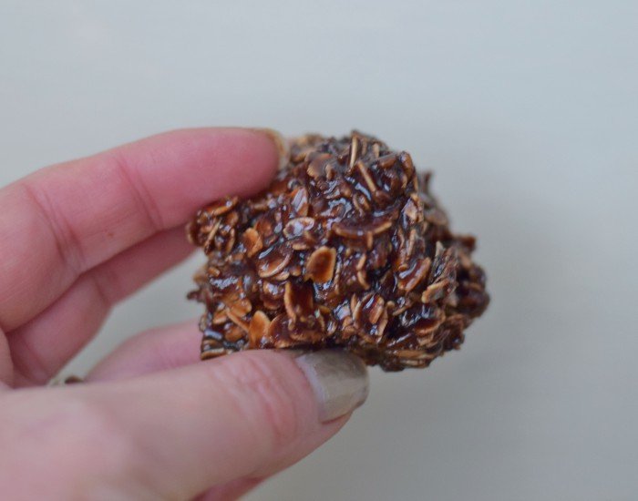 Fun reindeer poop nutella cookies