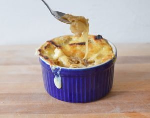 Cheesy French onion soup recipe