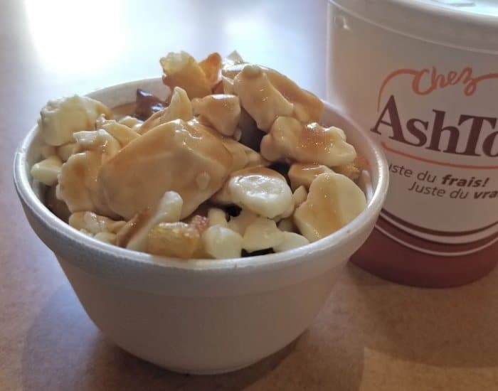 Chez Ashton poutine