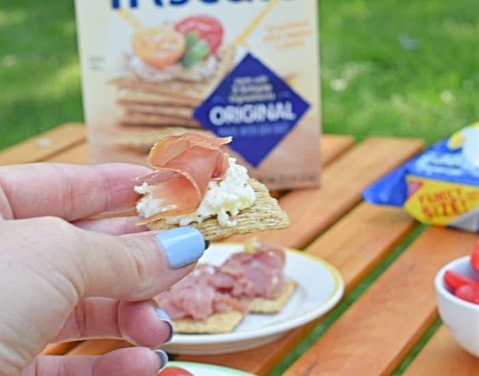 Easy peasy picnic food