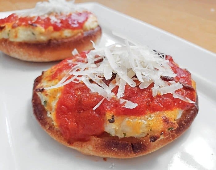 Perfect mini appetizer pizzas