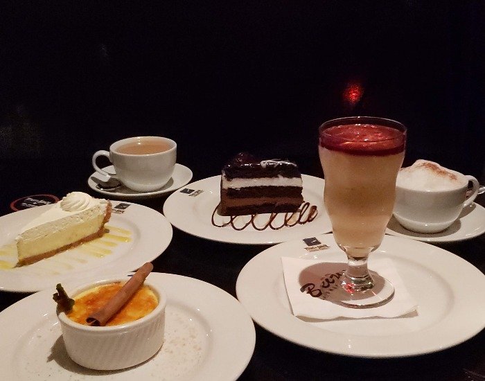 Texas de Brazil desserts
