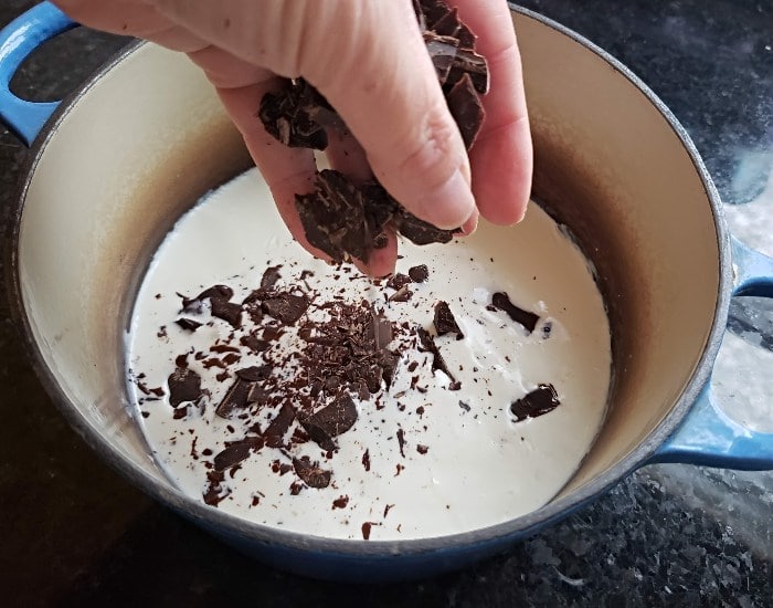 Add chocolate to cream