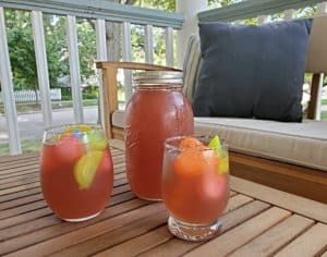 Homemade lemonade for summer