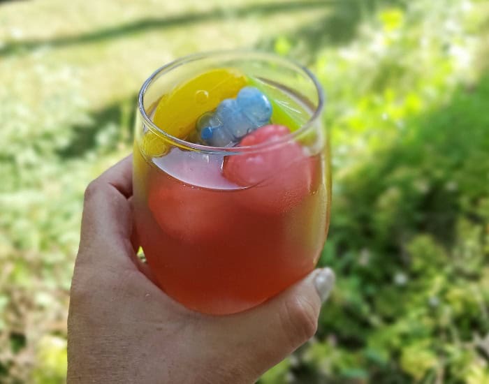 Perfect homemade pomegranate lemonade