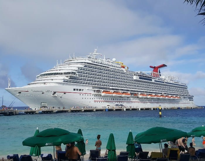 Carnival Horizon in Grand Turk