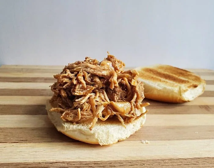 Instant Pot shredded chicken sandwich