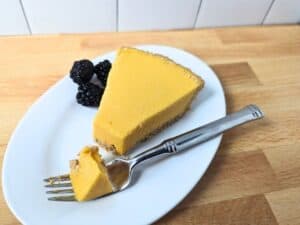 Image shows delicious mango pie on a plate.