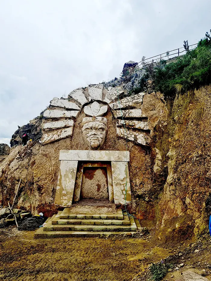 Stunning Sculptures Of Ancient Andean Gods Carved Into Side Of Mountain By Sculptor Michael de тιтan