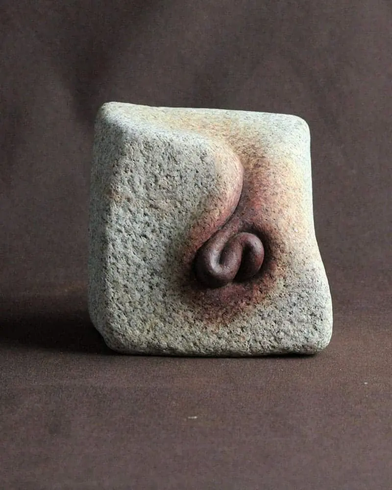 Could ancient Peruvians really know how to melt stone blocks?