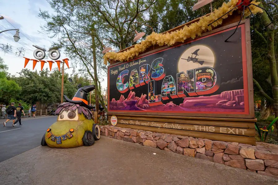 Halloween is Returning to Disneyland and California Adventure Starting September 1st 3 IMG 4948