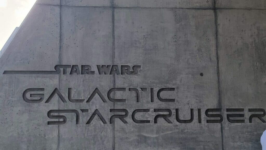 What is Disney Going to do with Star Wars: Galactic Starcruiser? 1 IMG 4861