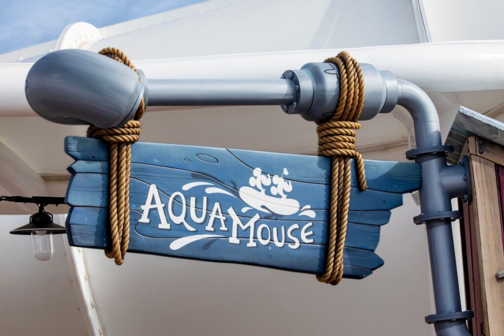 aqua