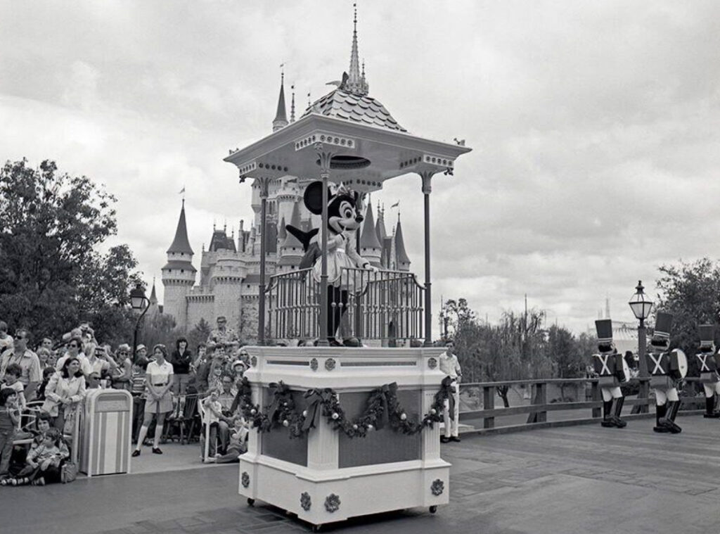 Unwrapping the Archives: 12 Rare Disney Photos to Kick Off Your Holiday Cheer! 6 12 Rare Disney Photos