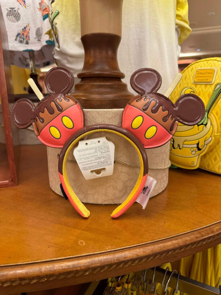 Mickey Mouse Candy Apple Collection