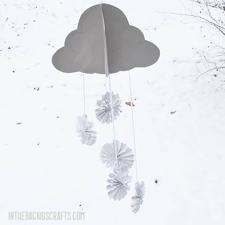 PAPER WINTER CRAFT SNOWFLAKE MOBILE