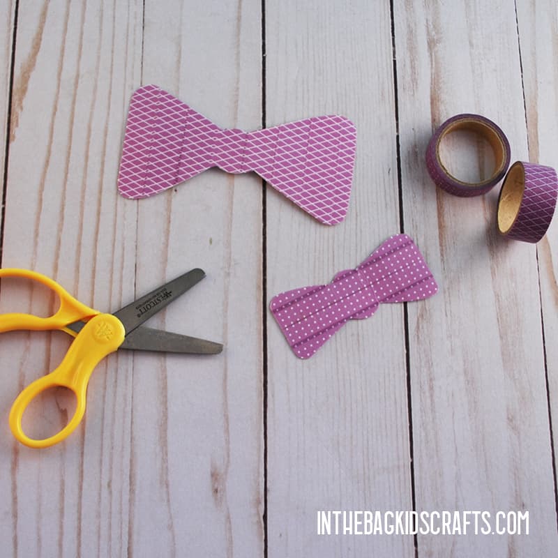PAPER PLATE BUNNY CRAFT STEP 5