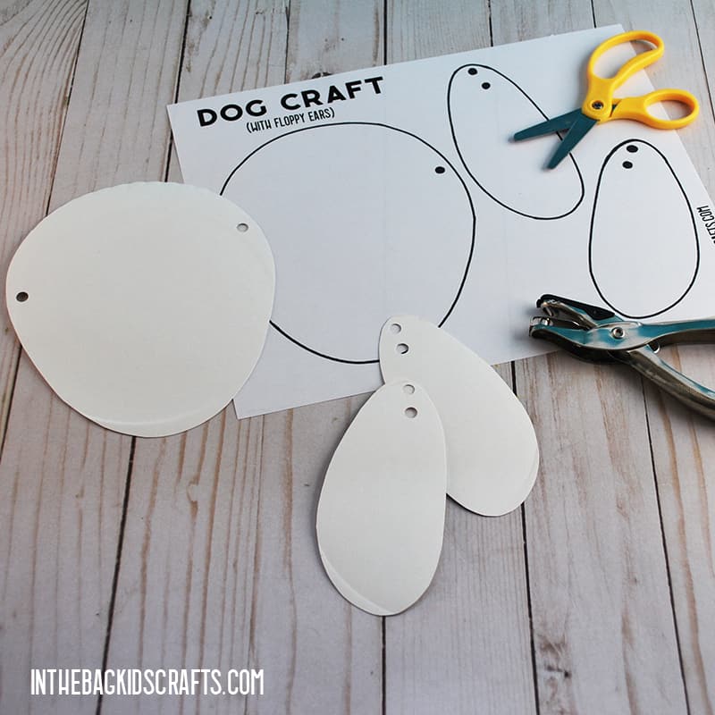PAPER PLATE DOG CRAFT STEP 1