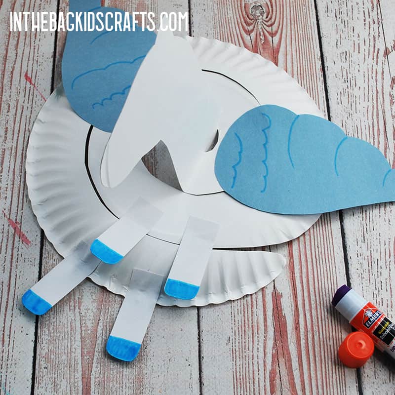 PAPER PLATE HORSE CRAFT STEP 4