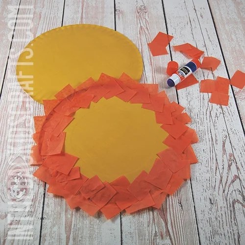 PAPER PLATE LION CRAFT STEP 4