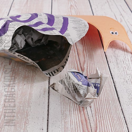 NEWSPAPER SNAIL CRAFT STEP 5