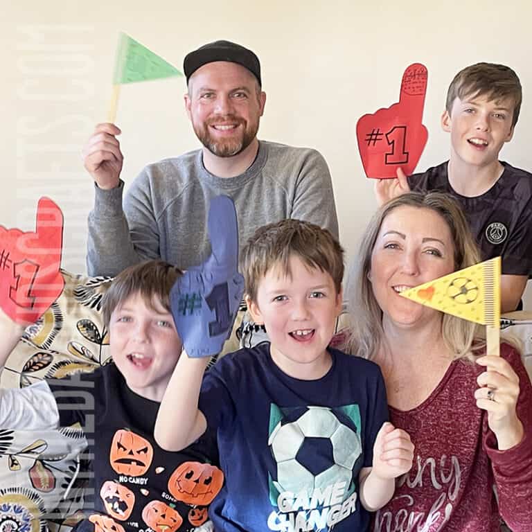 DIY Sports Crafts for Kids Penants and Foam Fingers