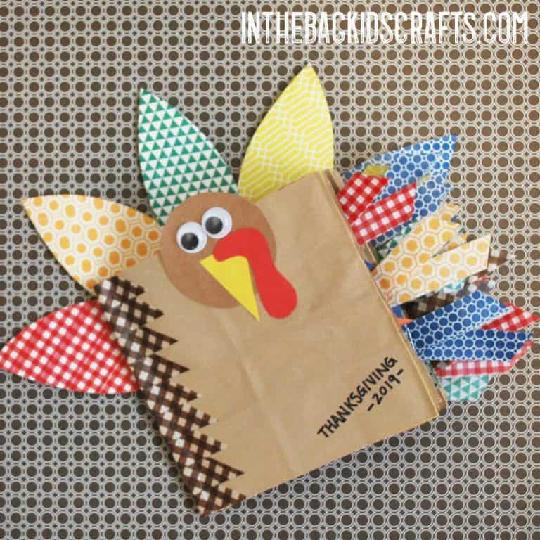 Thanksgiving mini scrapbook kids' craft
