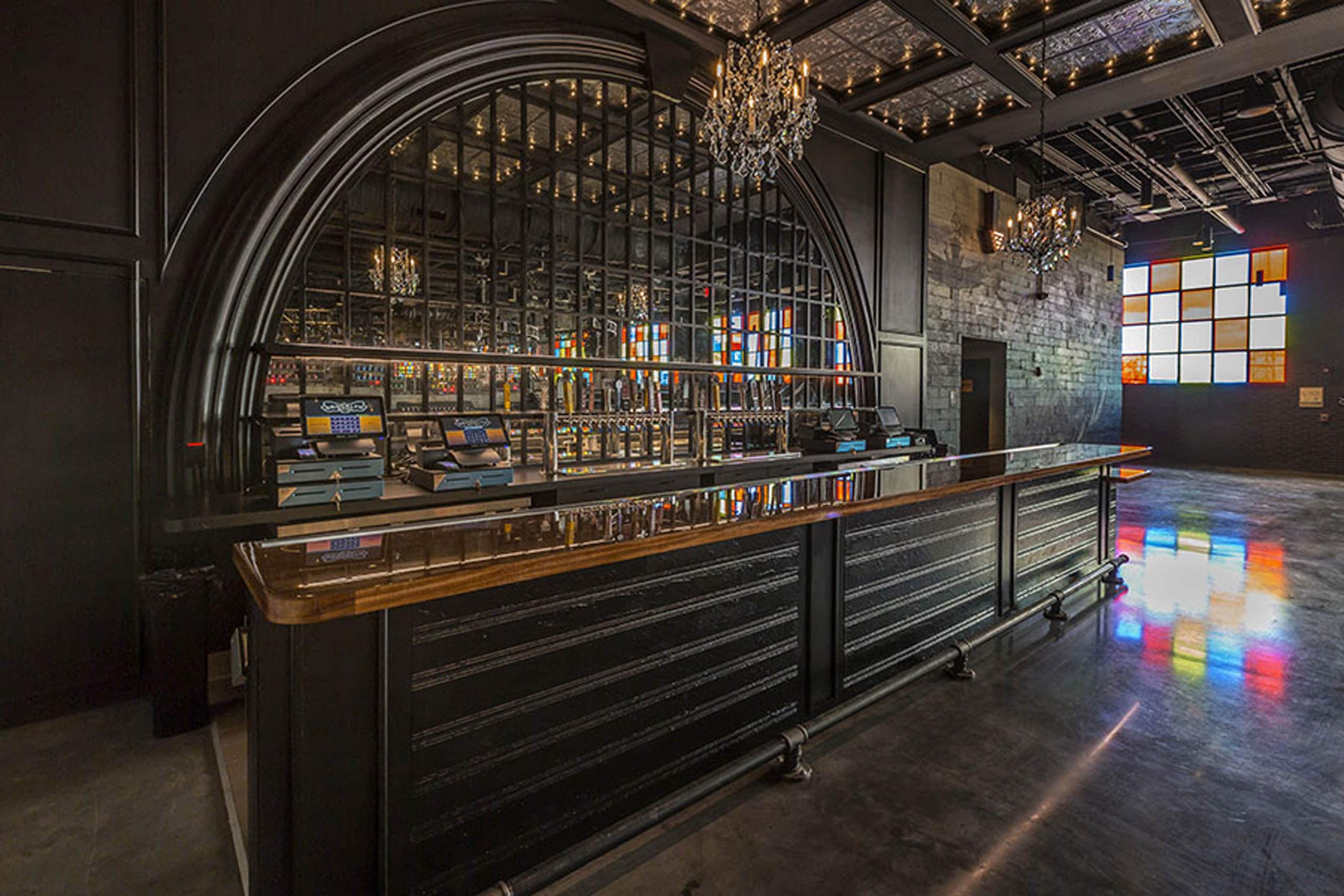 brooklyn-bowl-nashville-interior-4
