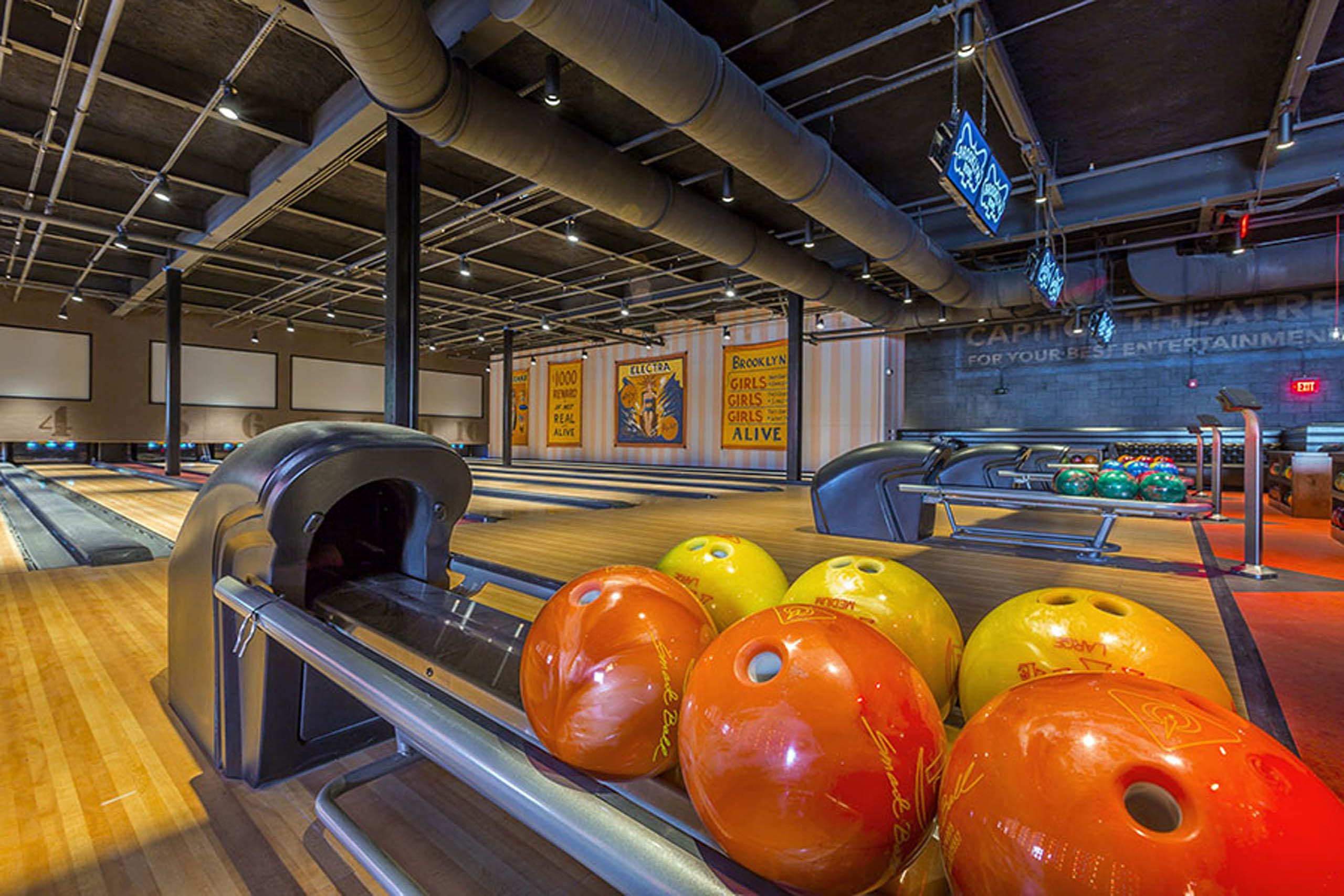 brooklyn-bowl-nashville-interior-6