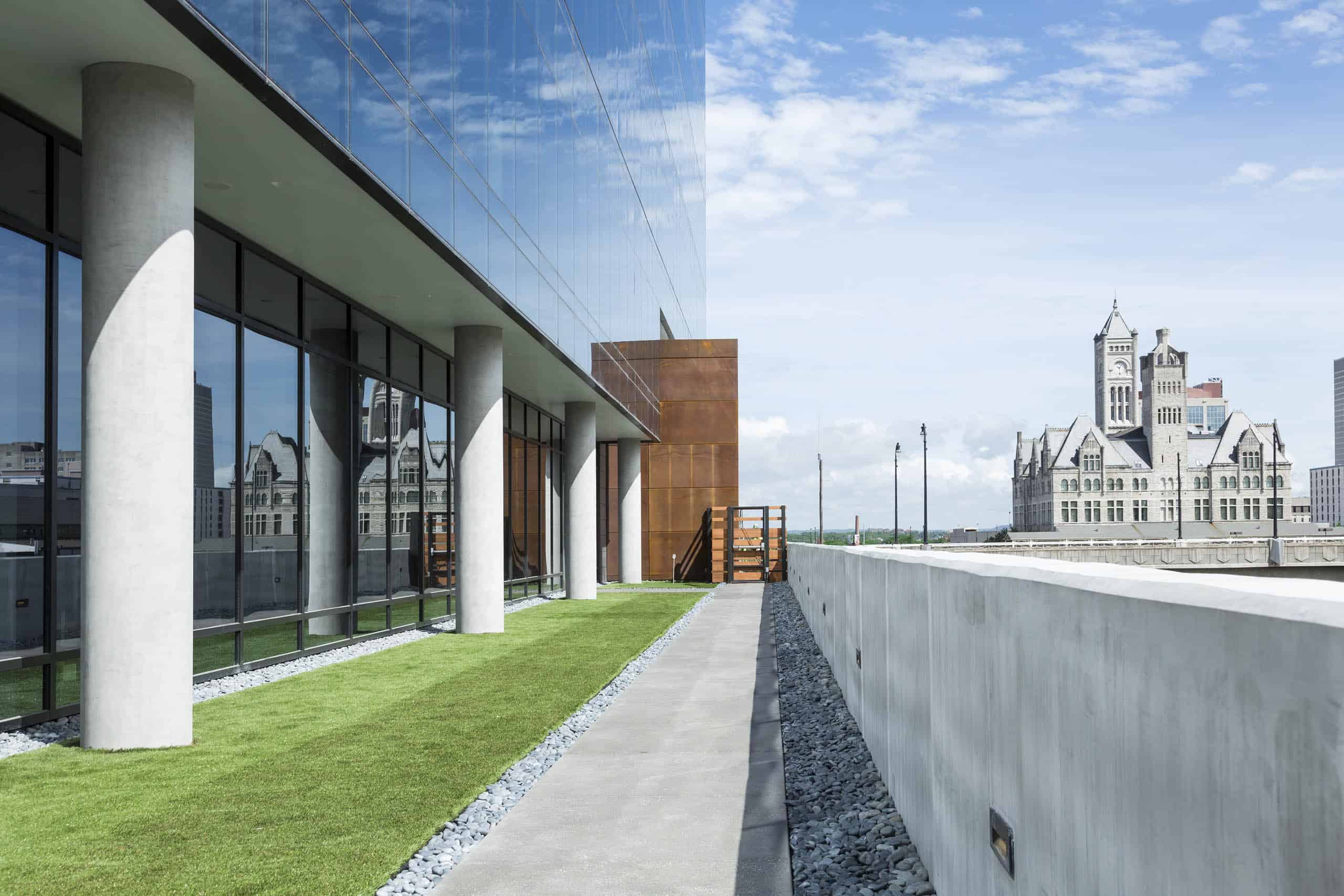 gulch-crossing-exterior-2