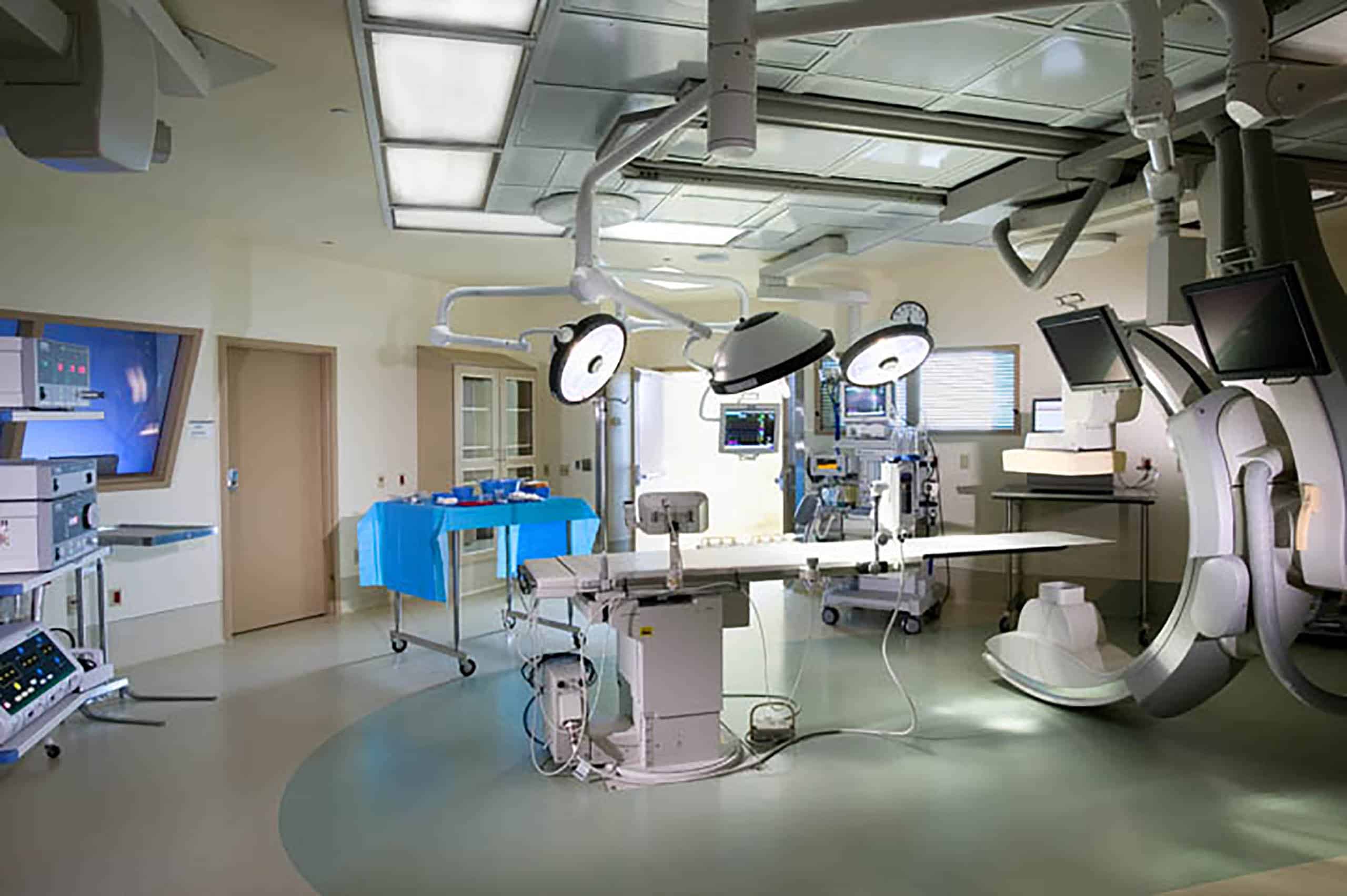 medical-center-of-the-rockies-operating-room2