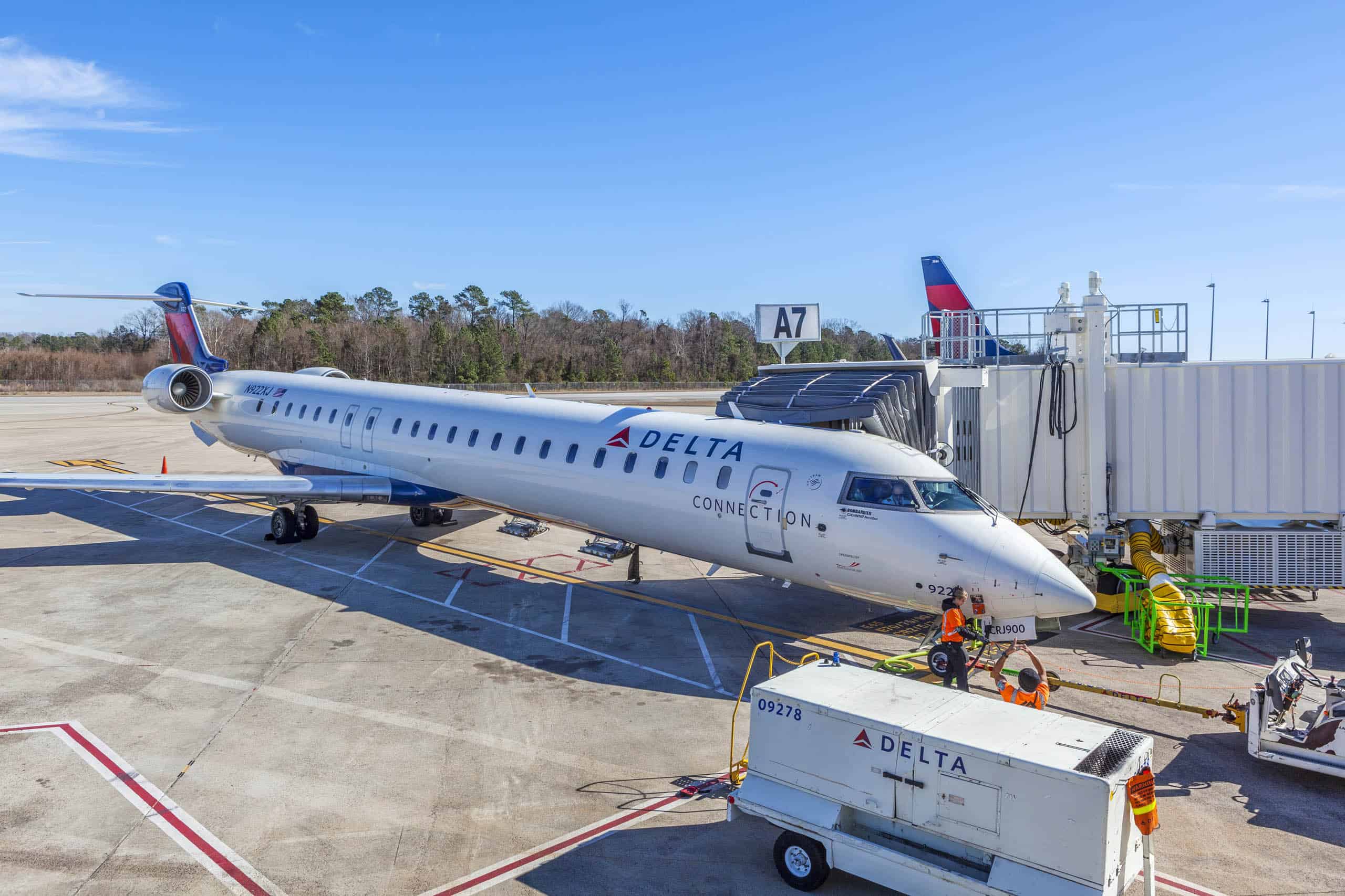 charleston-county-aviation-authority-jet