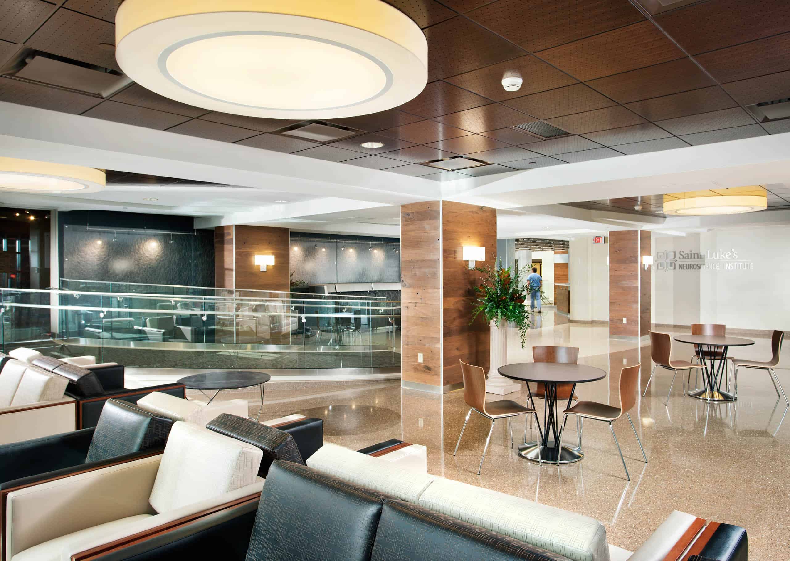 saint-lukes-hospital-of-kansas-city-campus-lobby