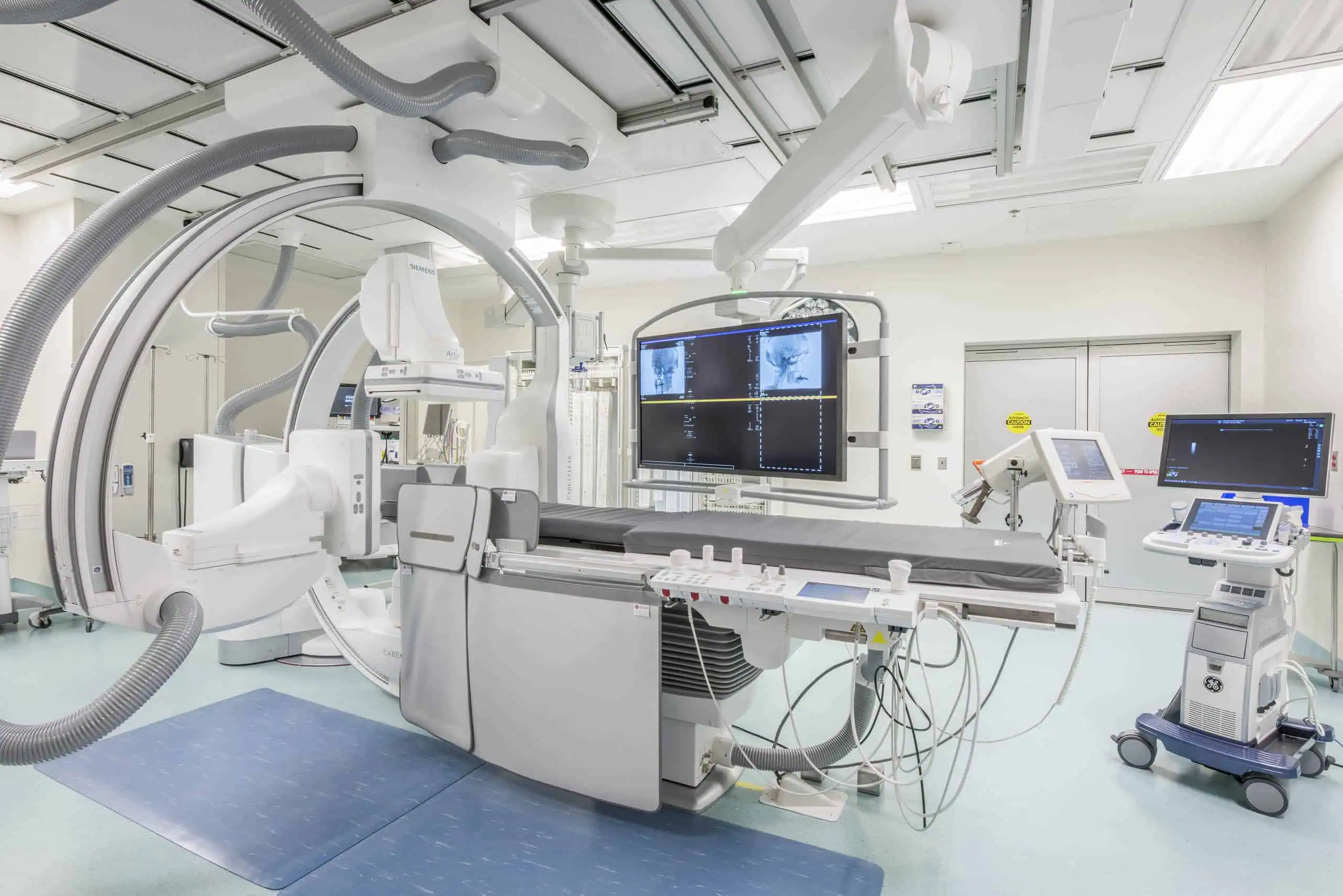 the-university-of-kansas-health-system-cambridge-tower-a-lab